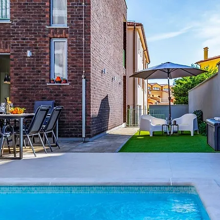 Villa Istriensonne 0763 - Sky Mit Pool Ližnjan