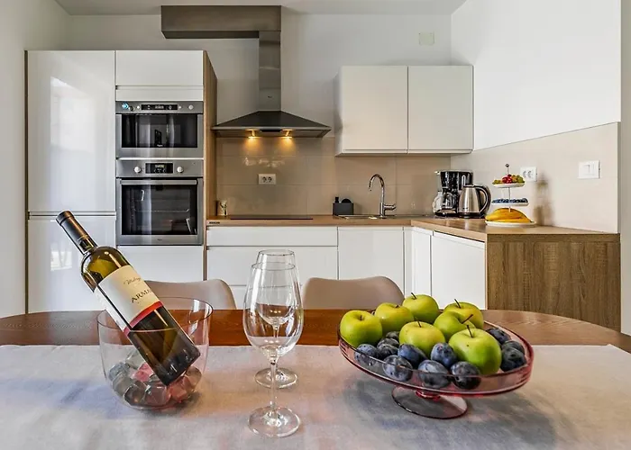 Istriensonne 0763 - Sky Mit Pool