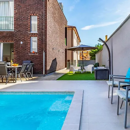 Istriensonne 0763 - Sky Mit Pool Villa