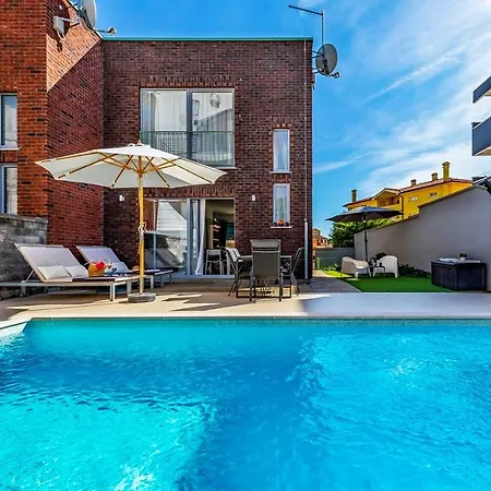 Villa Istriensonne 0763 - Sky Mit Pool *
